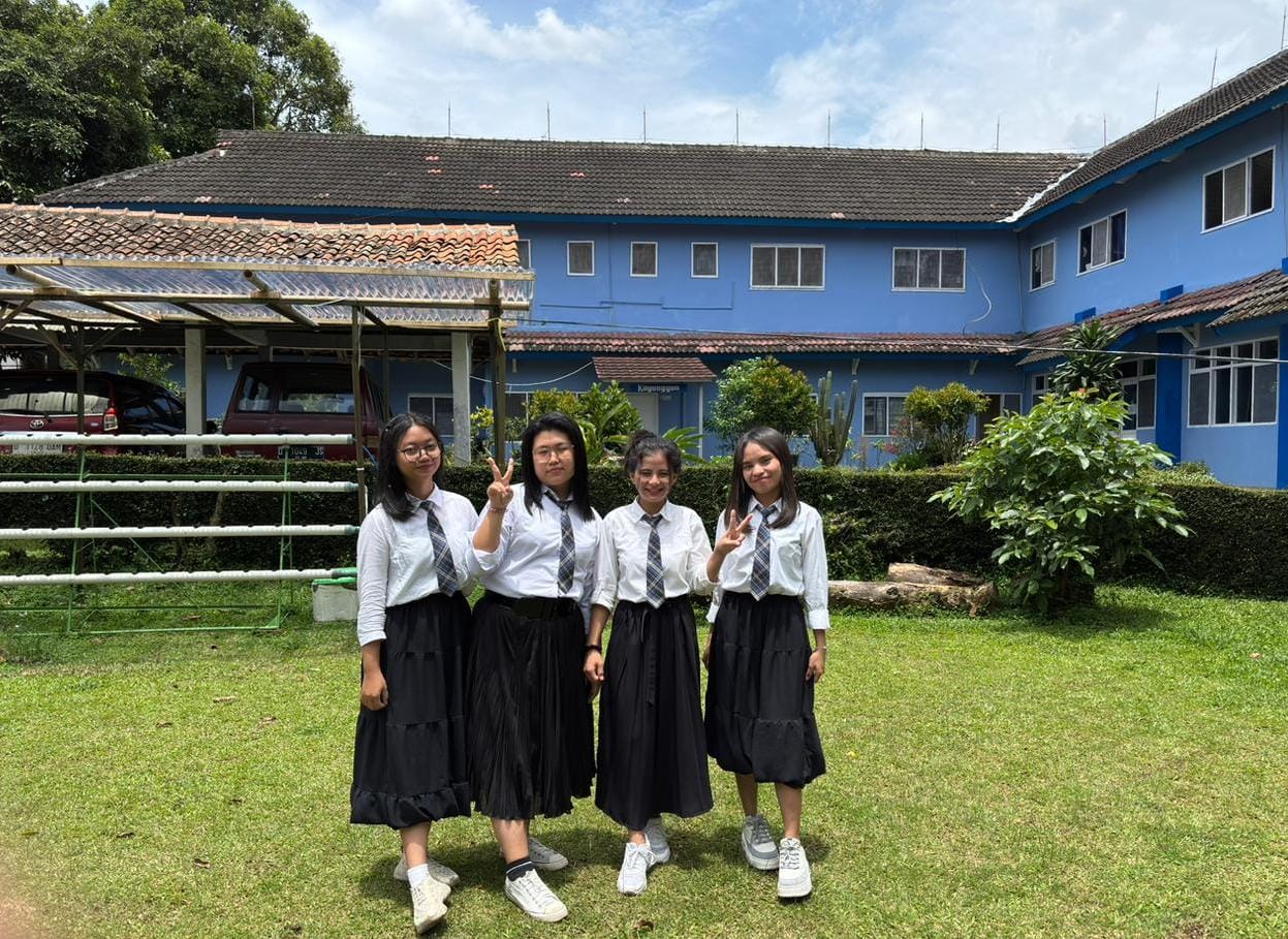 Foto Anggota Dance STT KAMU
