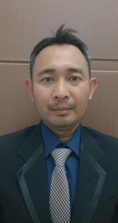 Ketua STT: Dr. Oktavianus Telaumbanua, S.Th, M.Pd.K